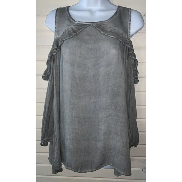 NWT Entro Sz SMALL Gray Mineral Wash Ruffle Blouse Top Cold Shoulder Boho - Picture 2 of 9
